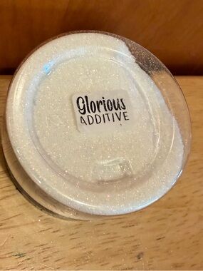 AB Design Co Iridescent Glitter Epoxy Additive in Glorious